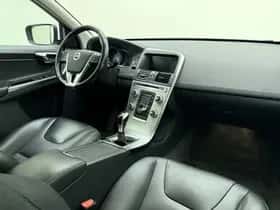 Volvo XC60 thumbnail 10