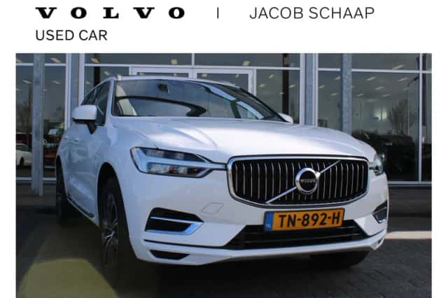 Volvo XC60 (2018) thumbnail 1