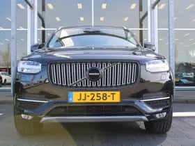 Volvo XC90 (2016) thumbnail 4
