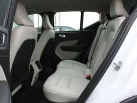 Volvo XC40 thumbnail 13