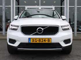 Volvo XC40 (2019) thumbnail 4