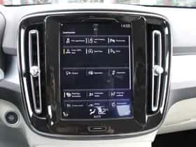 Volvo XC40 thumbnail 43