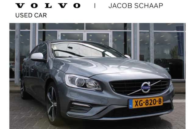Volvo V60 (2019) thumbnail 1