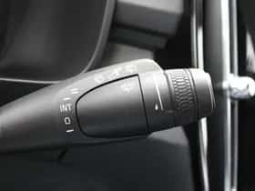 Volvo XC40 thumbnail 25