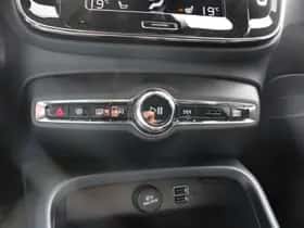 Volvo XC40 thumbnail 27