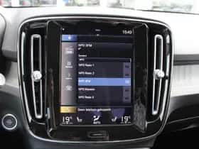 Volvo XC40 thumbnail 43
