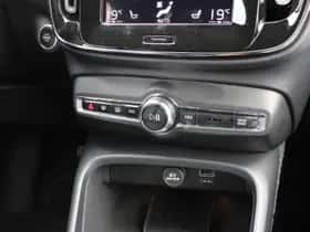 Volvo XC40 thumbnail 54