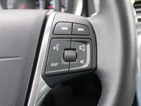 Volvo V70 (2016) thumbnail 23