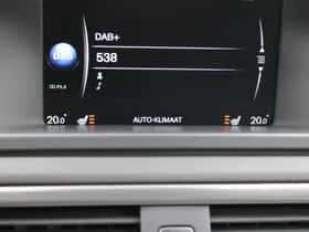 Volvo V70 (2016) thumbnail 46