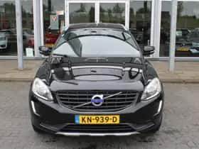 Volvo XC60 (2016) thumbnail 34