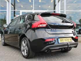 Volvo V40 (2017) thumbnail 3