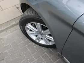 Volvo XC60 (2017) thumbnail 62