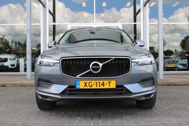 Volvo XC60 (2019) thumbnail 4