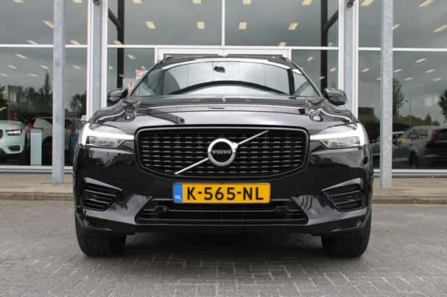 Volvo XC60 (2021) thumbnail 4