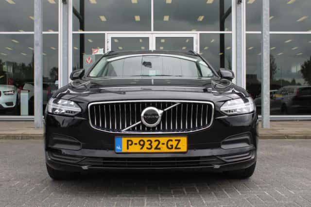 Volvo V90 (2022) thumbnail 4
