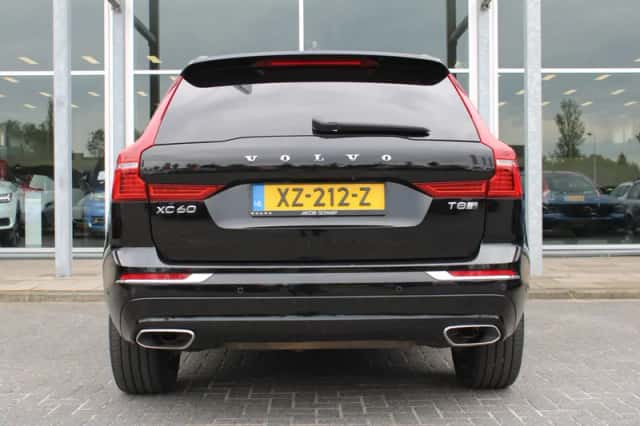 Volvo XC60 (2019) thumbnail 5