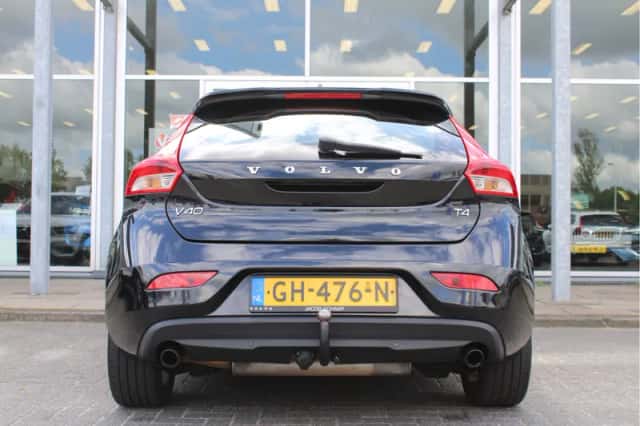 Volvo V40 (2015) thumbnail 5