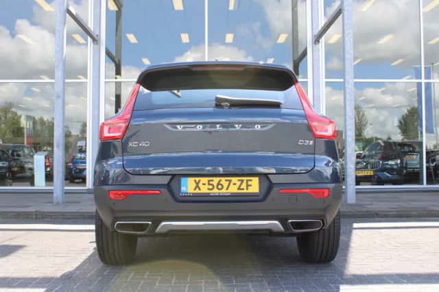 Volvo XC40 (2018) thumbnail 5