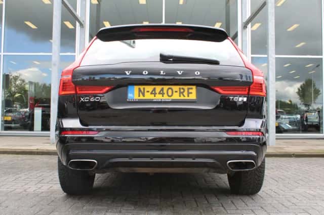 Volvo XC60 (2018) thumbnail 5