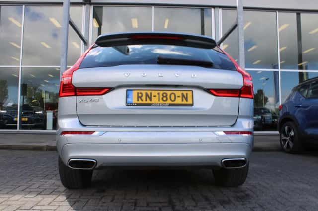 Volvo XC60 (2018) thumbnail 5