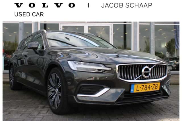 Volvo V60 (2021) thumbnail 1