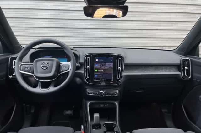 Volvo EX40 (2025) thumbnail 16