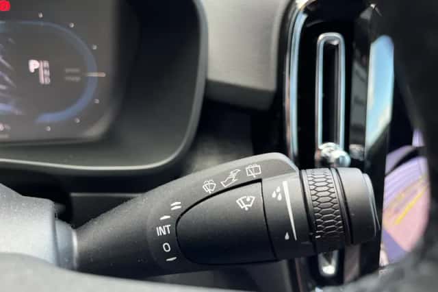 Volvo EX40 (2025) thumbnail 29