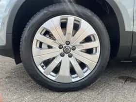 Volvo EX40 (2025) thumbnail 6