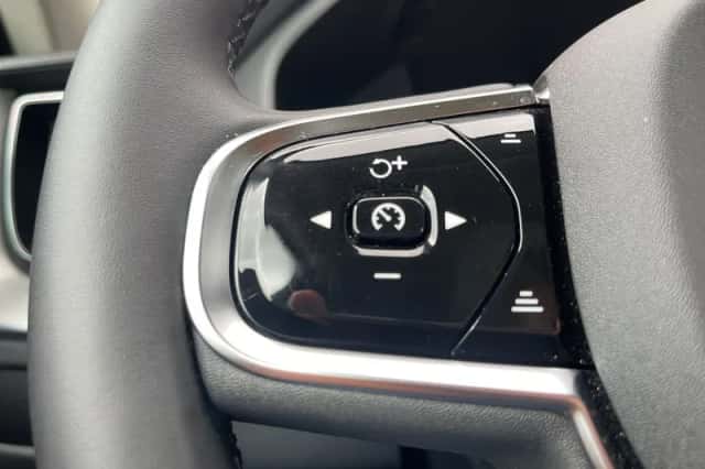 Volvo XC60 (2024) thumbnail 20