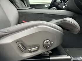 Volvo XC60 (2024) thumbnail 28