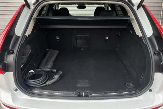 Volvo XC60 (2024) thumbnail 7