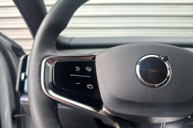 Volvo EX30 (2024) thumbnail 20