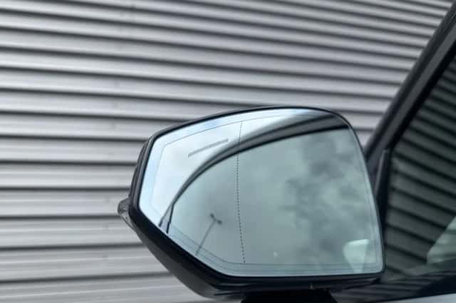 Volvo EX30 (2024) thumbnail 23