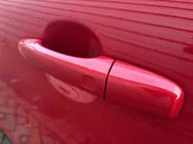 Volvo V40 (2019) thumbnail 24
