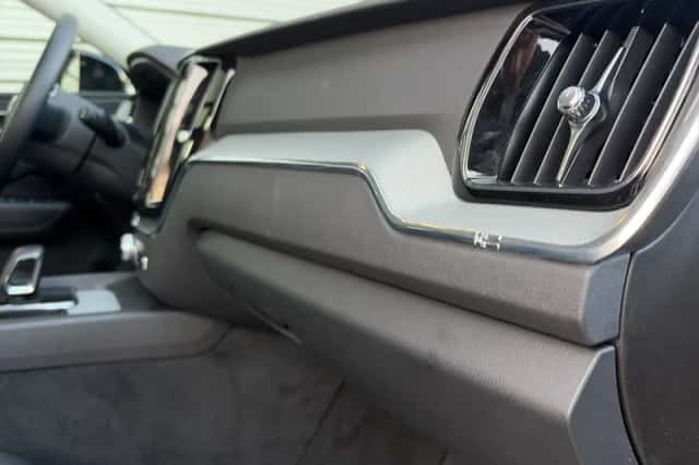 Volvo XC60 (2025) thumbnail 15