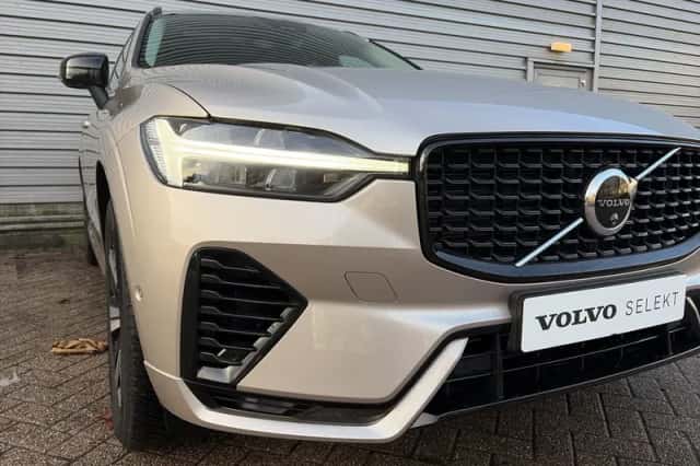 Volvo XC60 (2025) thumbnail 4