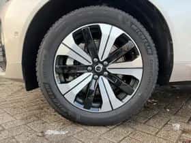 Volvo XC60 (2025) thumbnail 6