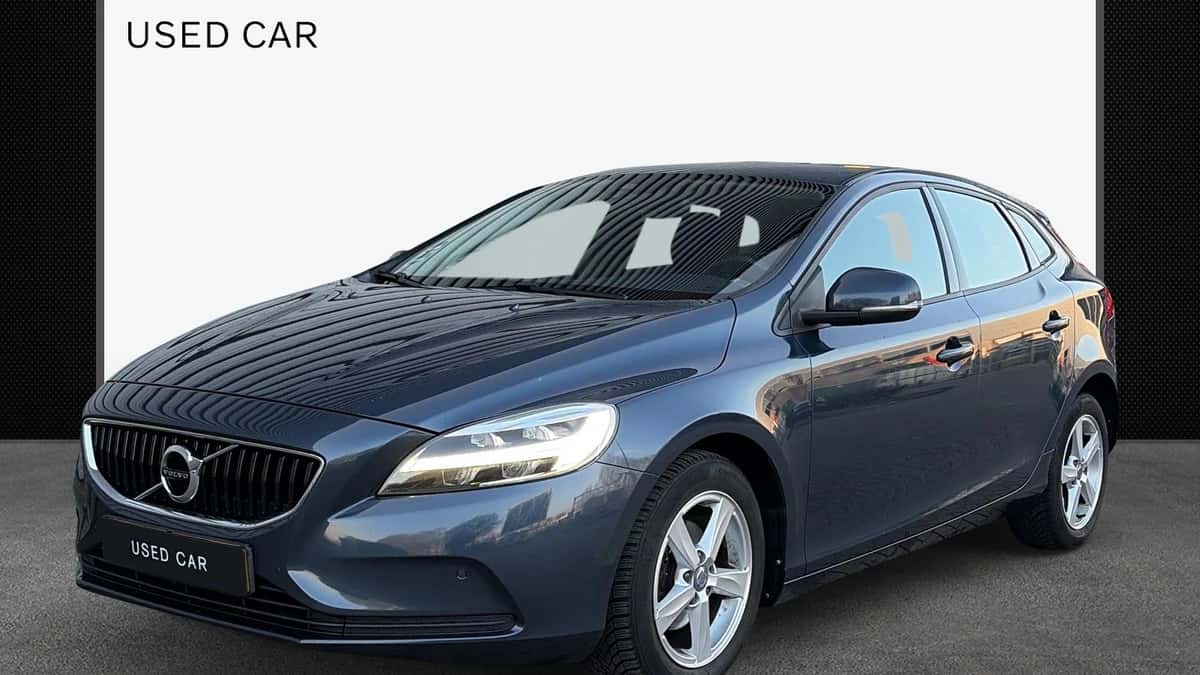 Volvo V40 — foto 1