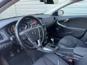 Volvo V40 thumbnail 11