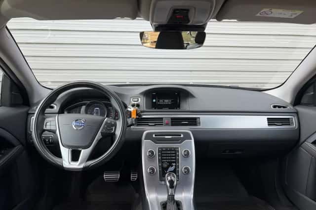 Volvo XC70 (2015) thumbnail 16