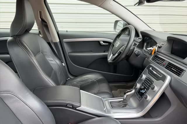 Volvo XC70 (2015) thumbnail 17
