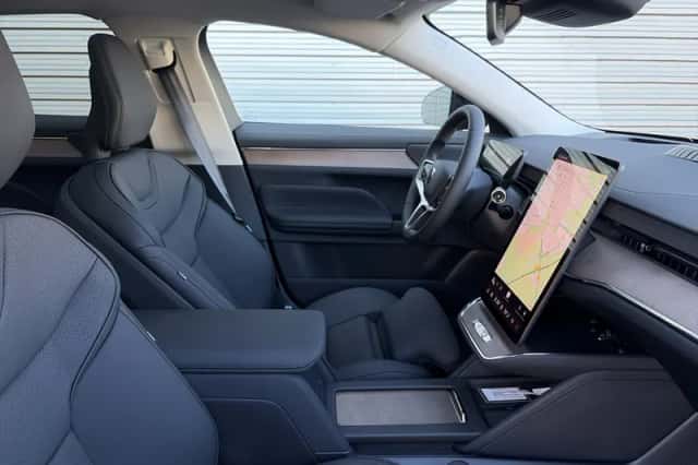 Volvo ES90 (2026) thumbnail 17