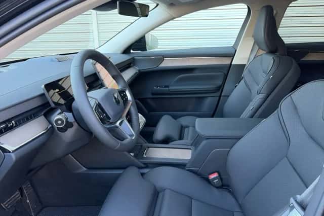Volvo ES90 (2026) thumbnail 10
