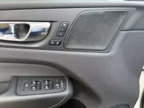 Volvo XC60 thumbnail 26