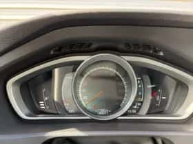 Volvo V40 (2017) thumbnail 19