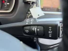 Volvo V40 (2017) thumbnail 28