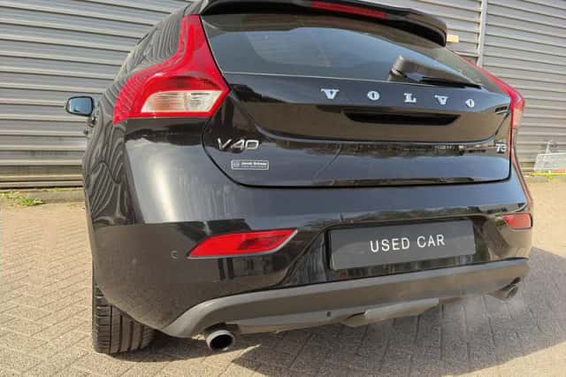 Volvo V40 (2017) thumbnail 5