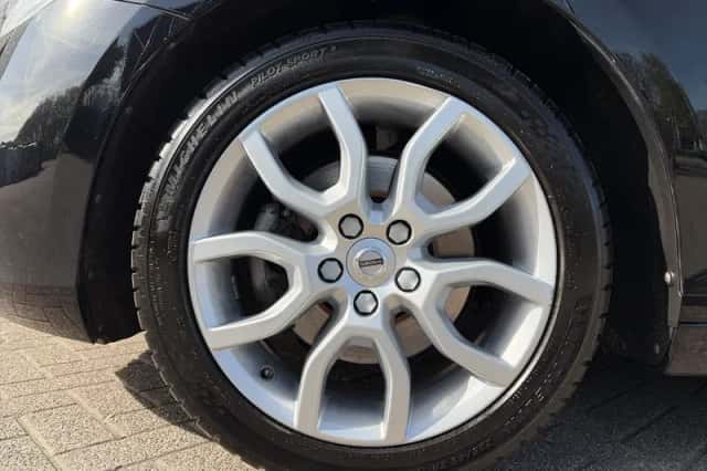 Volvo V40 (2017) thumbnail 6