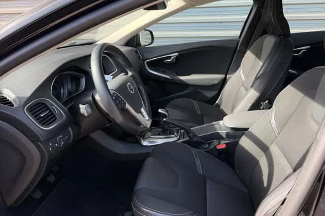 Volvo V40 (2017) thumbnail 10