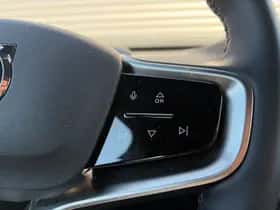 Volvo EX30 (2024) thumbnail 21